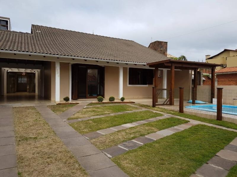 Casa 3 Quartos em Centro, Tramandai