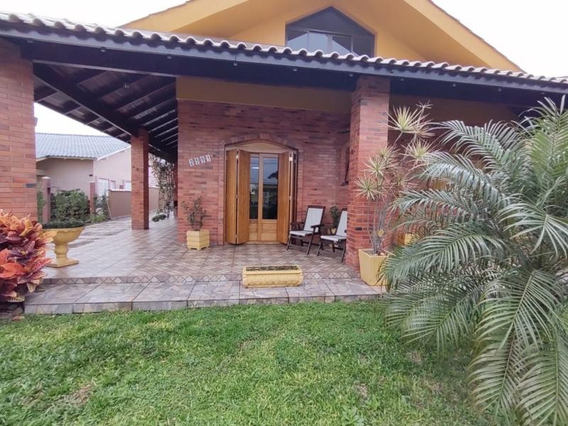 Casa 3 Quartos em Centro, Tramandai