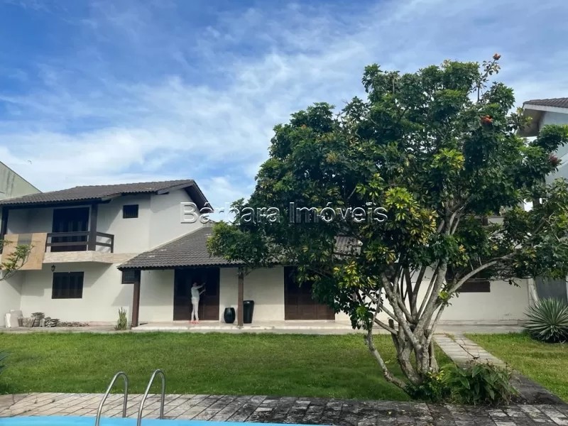 Casa 4 Quartos em Zona Nova, Tramandai
