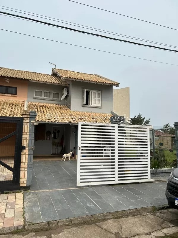 Sobrado 2 Quartos em Zona Nova, Tramandai