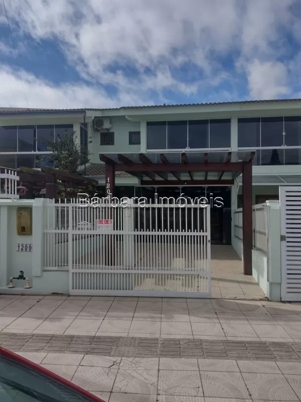 Sobrado 3 Quartos