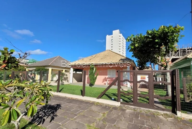 Casa 3 Quartos em Centro, Tramandai