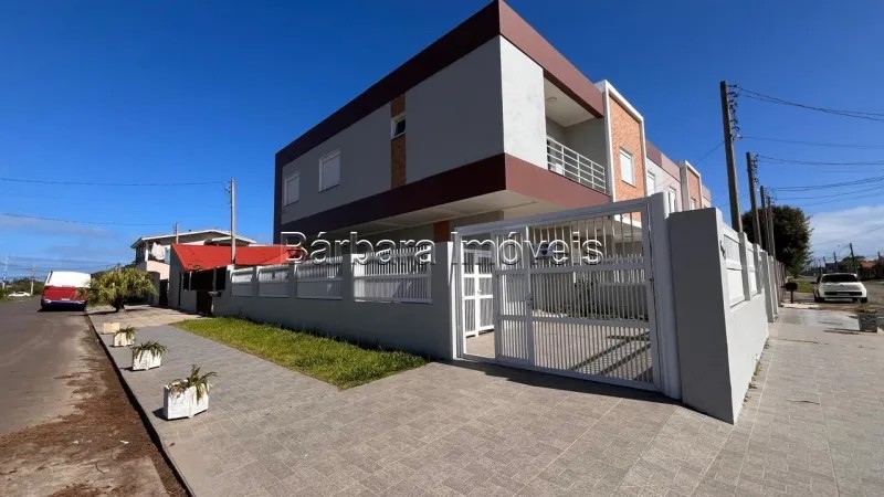 Prédio Comercial em Zona Nova, Tramandai
