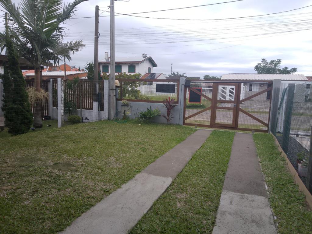 Casa 2 Quartos em Zona Nova, Tramandai