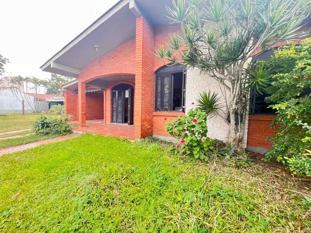 Casa 4 Quartos em Zona Nova, Tramandai