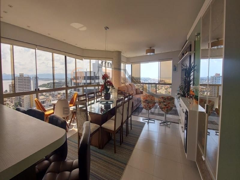 Apartamento 3 Quartos